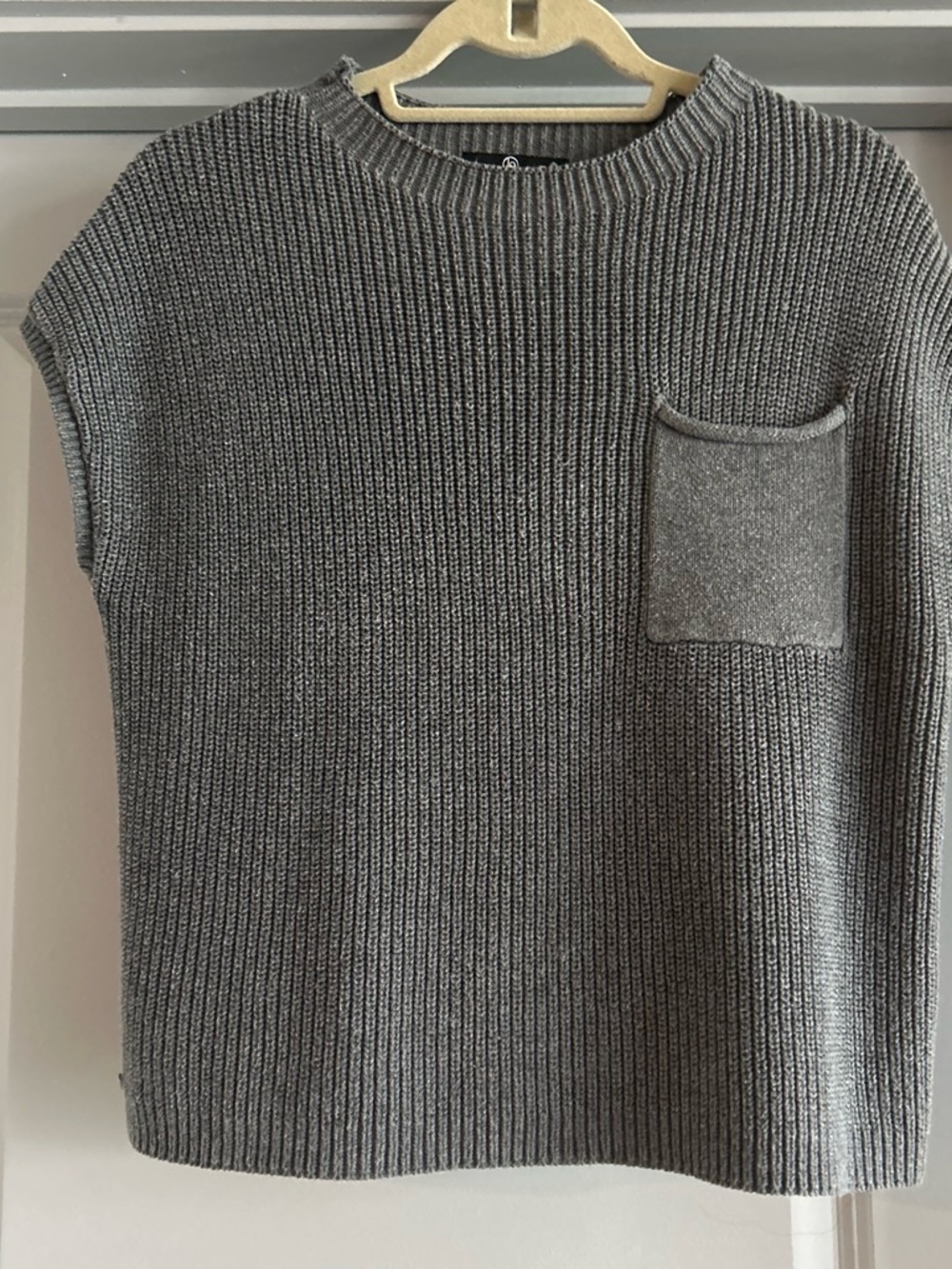 Sleeveless Knit Vest in Gray with Chest Pocket